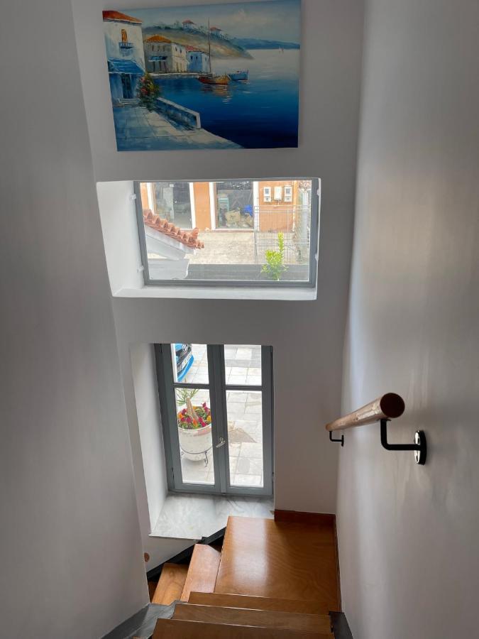 Axs First Floor Apartment Aegina Town Kültér fotó