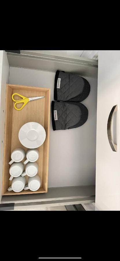 Axs First Floor Apartment Aegina Town Kültér fotó